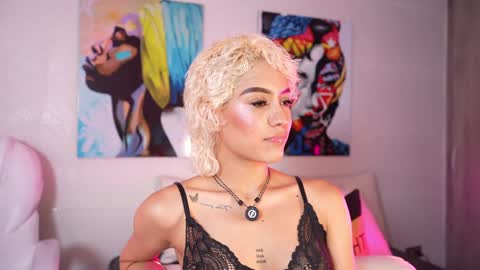 Isis online show from December 6, 10:13 pm