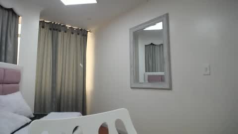 Snapshot of issadorajames chatting on December 25, 3:17 pm issadorajames online show from December 25, 3:17 pm