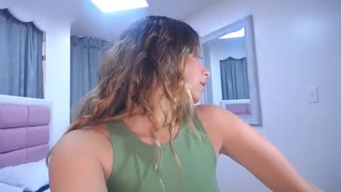 Snapshot of issadorajames chatting on January 29, 7:22 pm issadorajames online show from January 29, 7:22 pm