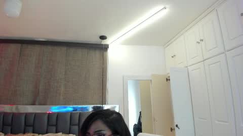 Iseey online show from February 10, 6:42 am