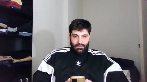 italianboybcn online show from January 24, 7:30 am