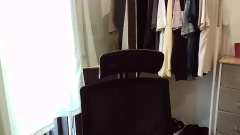 italianboybcn online show from October 8, 7:03 am