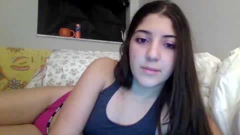 Snapshot of italiankittyx chatting on September 28, 4:43 am ItalianKitty online show from September 28, 4:43 am