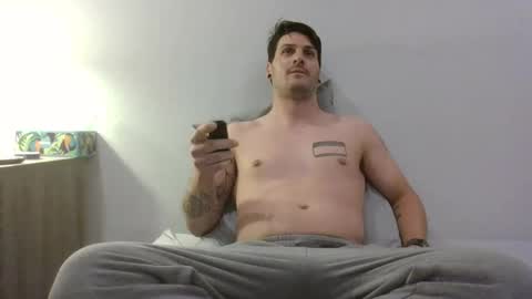 italianstallion69123 online show from November 29, 2:41 am