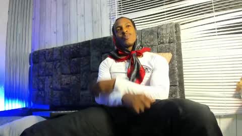 itanxfor online show from April 19, 1:01 pm