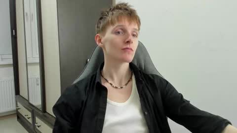 Ethan online show from December 14, 6:52 am