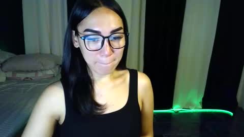 itsmehotqueen online show from May 18, 2:32 am