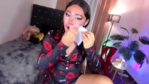 Siana online show from June 28, 5:31 pm