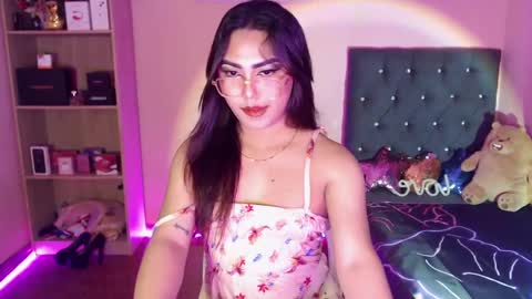 Snapshot of itsmesianaa29 chatting on February 23, 11:11 am Siana online show from February 23, 11:11 am