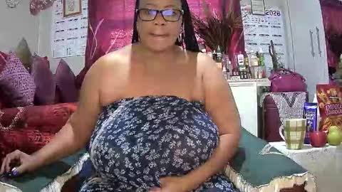 itumeleng74 online show from April 10, 6:30 am