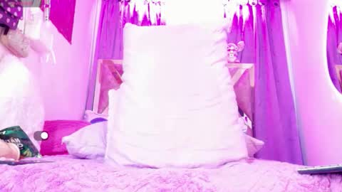 I V A N A  S E X Y   M O N T AL V O online show from April 19, 7:42 am