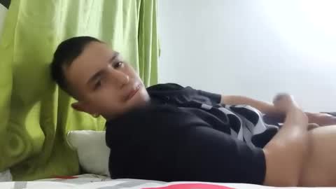 Snapshot of ivanfpc93 chatting on October 7, 5:58 am ivanfpc93 online show from October 7, 5:58 am