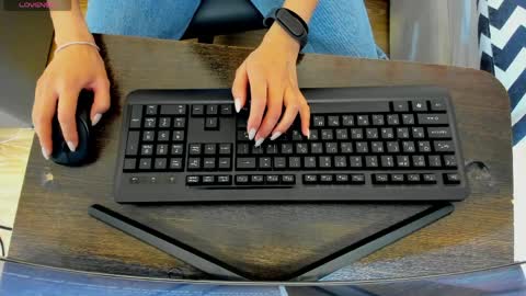 Ivy online show from April 2, 1:46 am