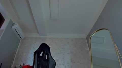 Snapshot of ivy_bellee chatting on February 14, 8:52 am Ivy bellee online show from February 14, 8:52 am