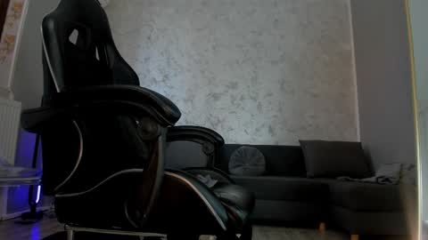Snapshot of ivy_bellee chatting on February 22, 11:46 am Ivy bellee online show from February 22, 11:46 am