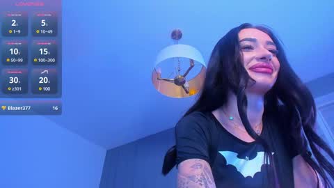 Ivy online show from December 15, 2:48 pm