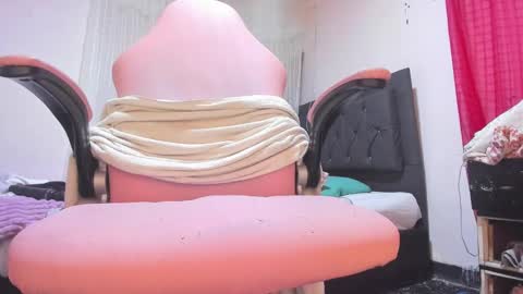 vivian online show from December 4, 9:07 pm