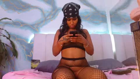 ivy_scorpio online show from September 25, 3:30 pm