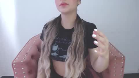 tender girl  online show from March 17, 8:14 pm