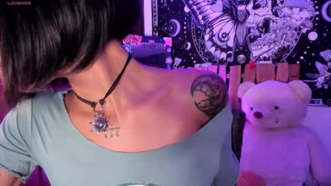 Ivy bank   online show from December 14, 7:31 pm