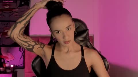 Camila online show from March 3, 6:20 am