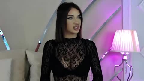 Ivy online show from April 18, 7:07 pm