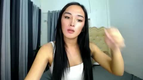 iwillcum4u_ online show from June 9, 3:12 pm