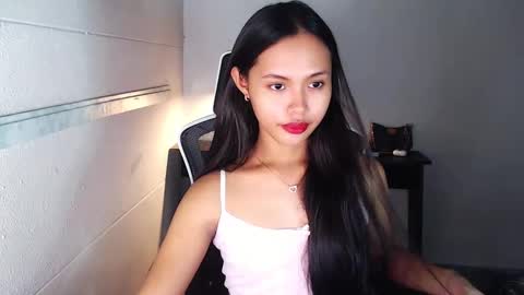 Snapshot of iyahfoxy777 chatting on December 2, 5:10 pm divaonopka online show from December 2, 5:10 pm