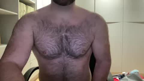 izylduur online show from January 7, 7:24 am