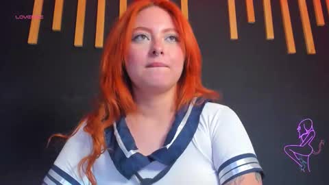 Snapshot of izyzys_baker chatting on October 18, 7:23 am hot izys online show from October 18, 7:23 am