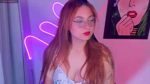 Snapshot of izyzys_baker chatting on February 22, 8:50 am hot izys online show from February 22, 8:50 am