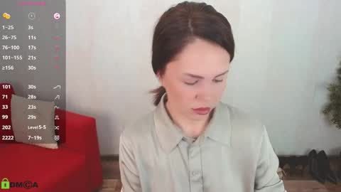 Queen of nylon  Victoria online show from October 13, 4:58 am