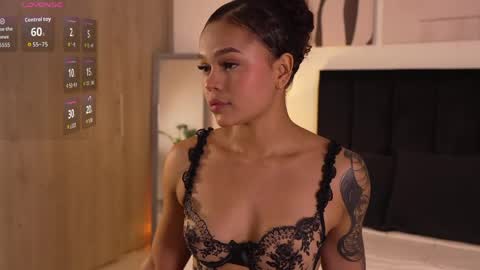 Izzy vega  online show from April 12, 1:42 am