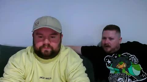 ja_couple online show from April 14, 6:33 pm