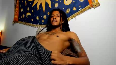 jaacksn online show from February 7, 10:29 am