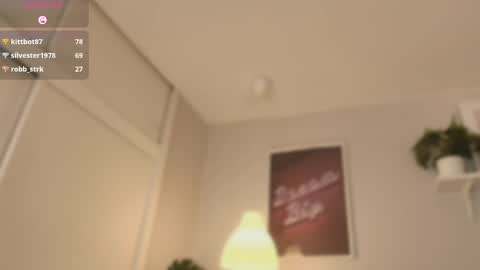 Jade online show from May 19, 1:56 am