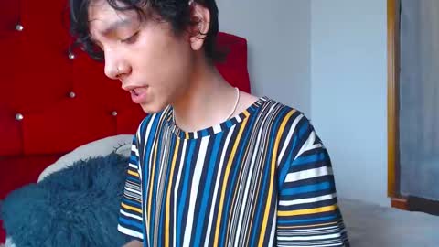 Laick online show from March 18, 6:36 pm