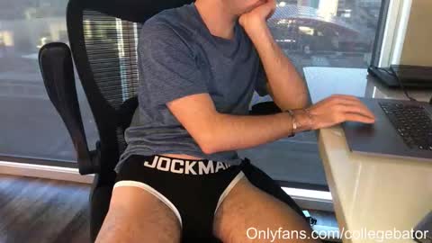 Collegebator online show from January 10, 10:26 pm