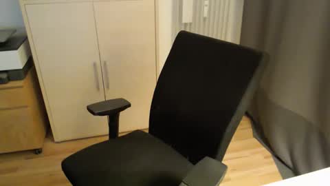 jackdus74 online show from April 18, 7:07 pm