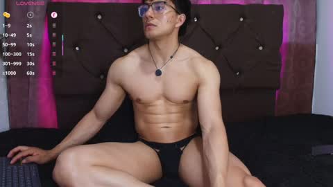 Jacke online show from April 3, 4:41 am