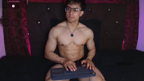 Jacke online show from March 4, 1:13 am