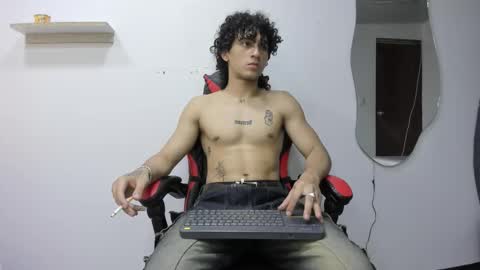 Jackes Taylor online show from October 26, 5:52 am