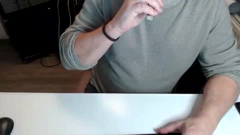 Jack independent model  online show from February 16, 6:06 pm