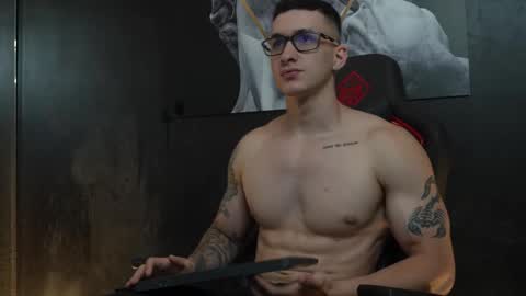 Jackson Olsen online show from November 14, 9:49 pm