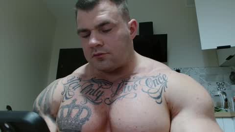 Snapshot of jackyhuge chatting on October 10, 8:24 pm Jacky online show from October 10, 8:24 pm