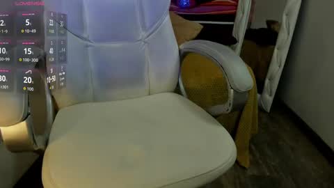 jacob___wolf online show from September 9, 3:23 pm