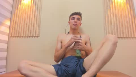 JACOB online show from December 3, 7:36 pm