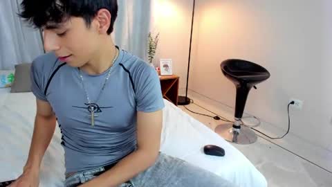 jacob_colliins online show from May 11, 3:24 am