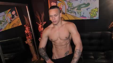 Snapshot of jacob_james01 chatting on October 18, 10:36 pm JACOB JAMES online show from October 18, 10:36 pm