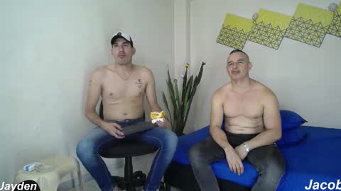 Snapshot of jacobandjayydenn chatting on October 20, 8:14 pm Jacob And Jayden online show from October 20, 8:14 pm
